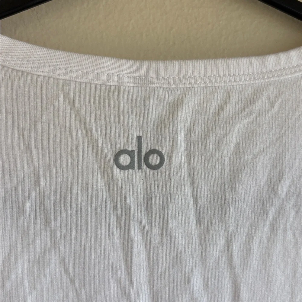 Alo cover twist tank